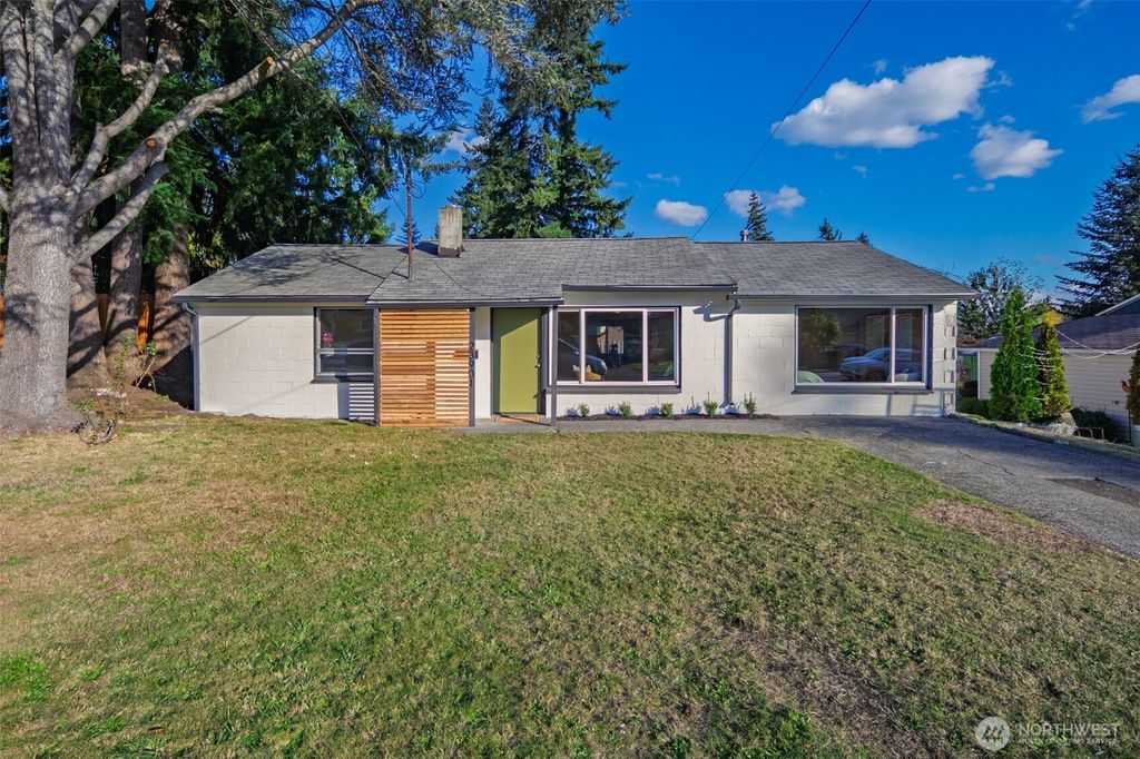 Photo of 23901 59th Place W, Mountlake Terrace, WA 98043 (MLS # 2447981)