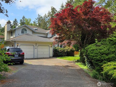Photo of 8410 162nd Street Ct E, Puyallup, WA 98375 (MLS # 2515468)