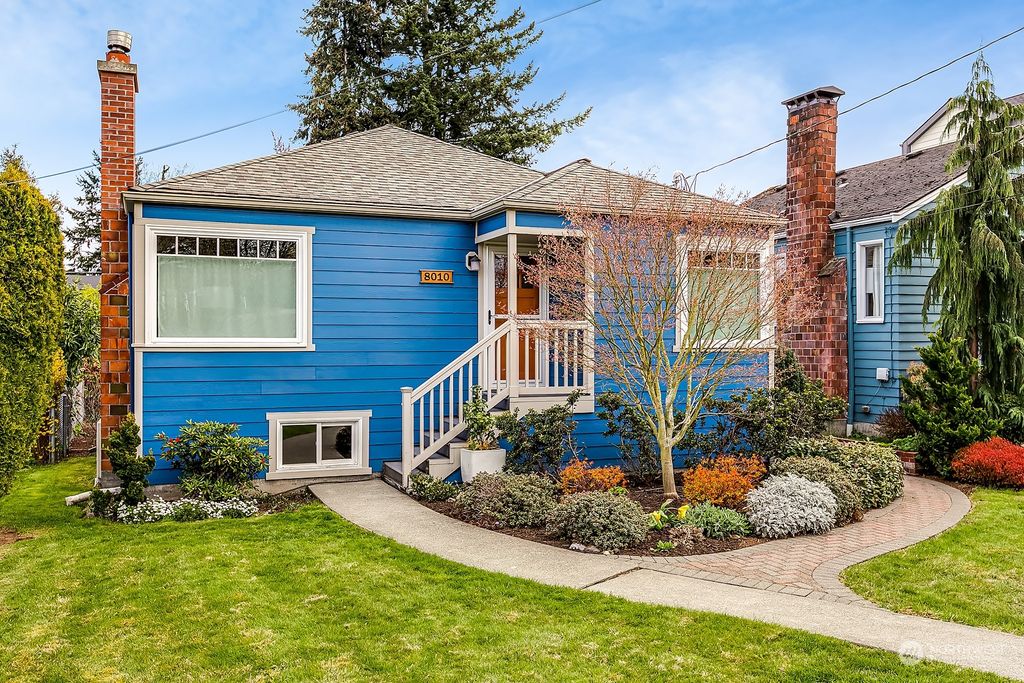 Photo of 8010 30th Avenue NW, Seattle, WA 98117 (MLS # 2054574)