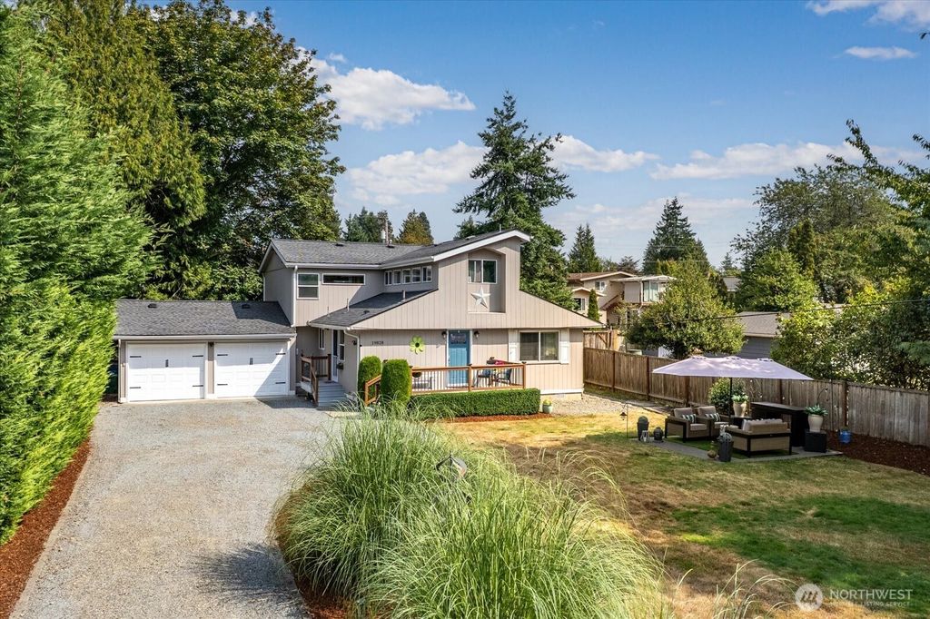 Photo of 19828 104th Avenue SE, Renton, WA 98055 (MLS # 2425185)