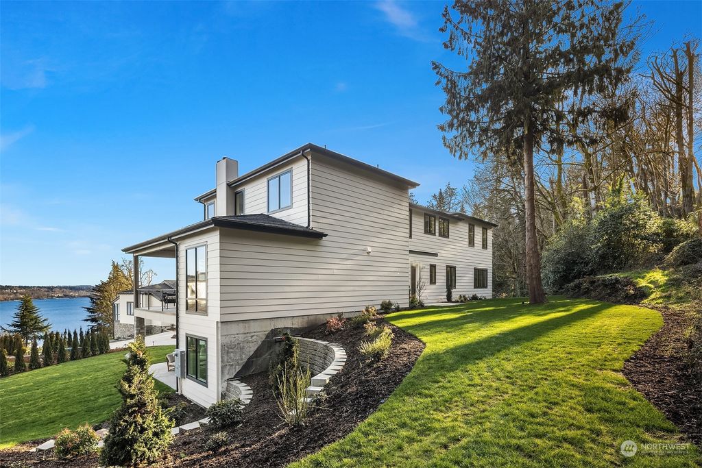 Photo of 8379 E Mercer Way, Mercer Island, WA 98040 (MLS # 2038460)