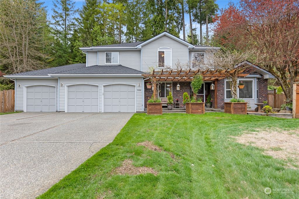 Photo of 5316 152nd Place SE, Everett, WA 98208 (MLS # 2070055)