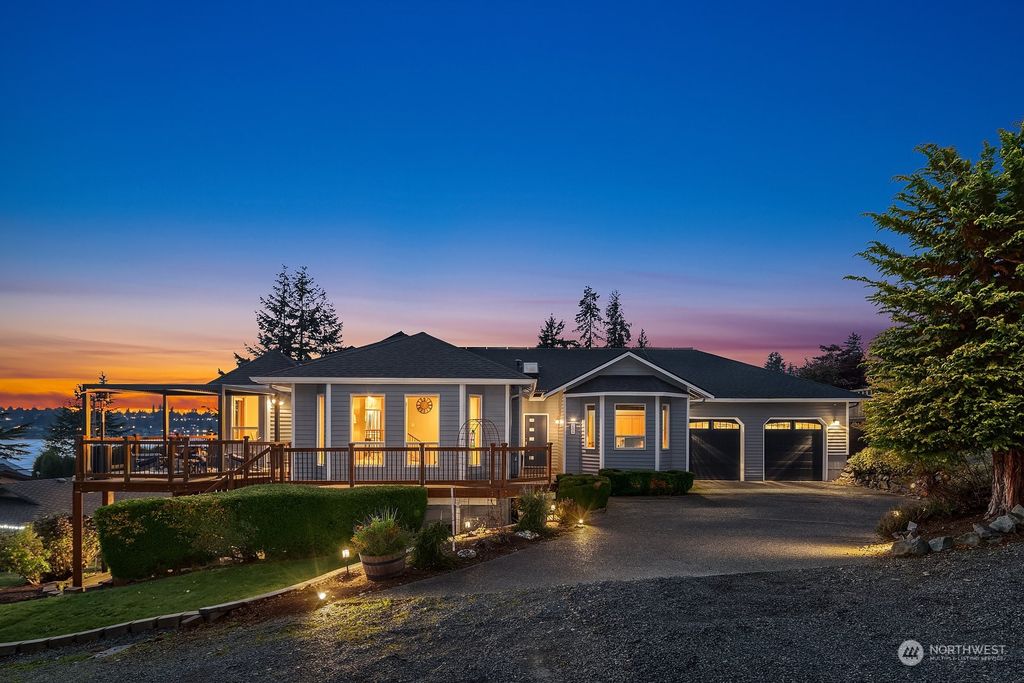 Photo of 1506 114th Drive NE, Lake Stevens, WA 98258 (MLS # 2309280)