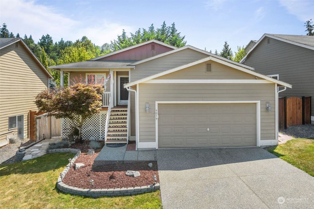 Photo of 9019 76th Avenue NE, Marysville, WA 98270 (MLS # 2131447)