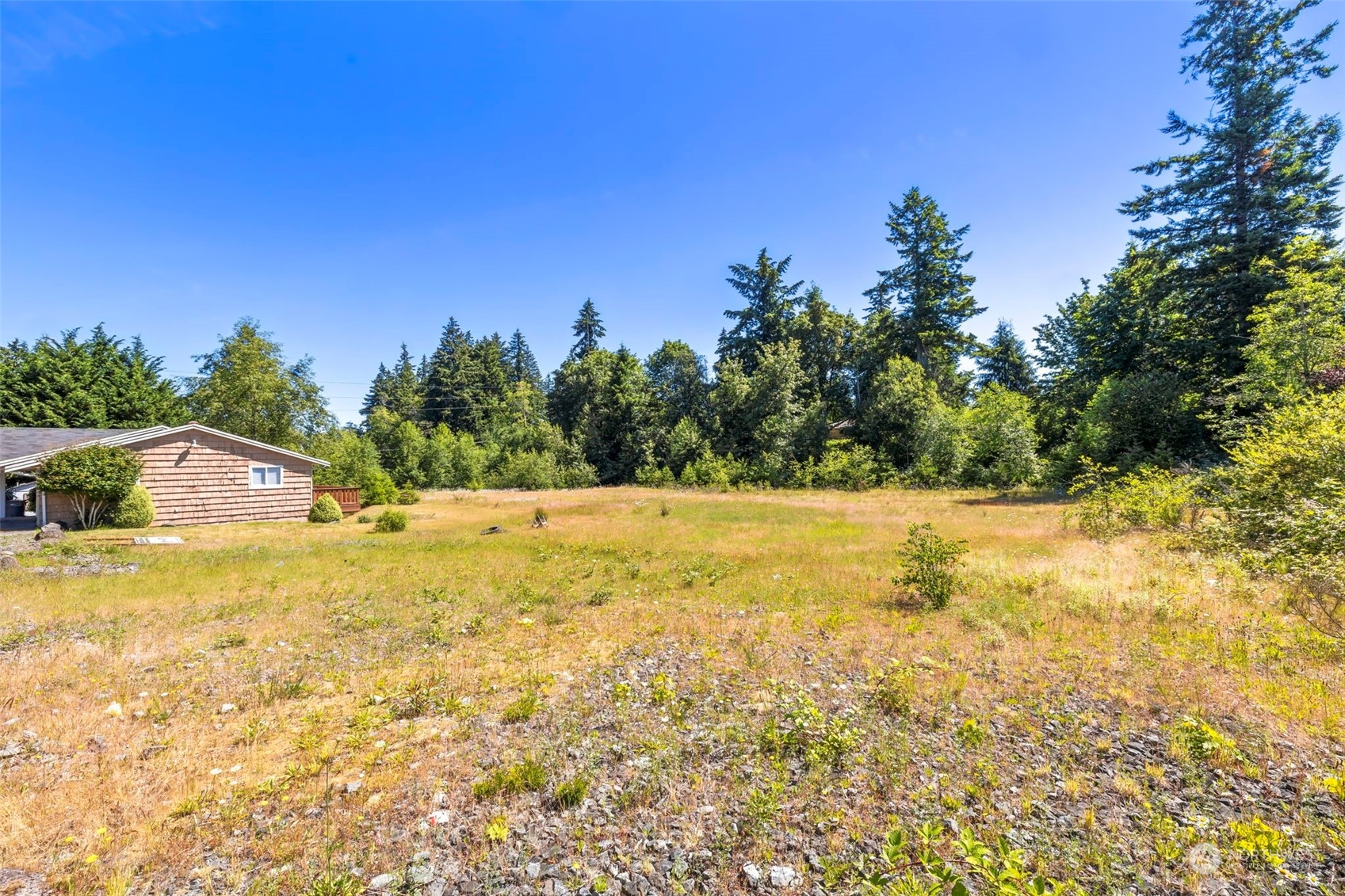 2153 Bethel Ave