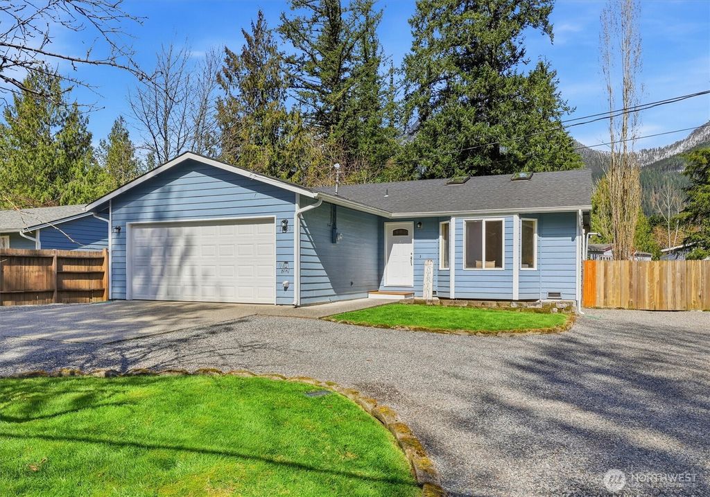 Photo of 17631 442nd Drive SE, Gold Bar, WA 98251 (MLS # 2498662)