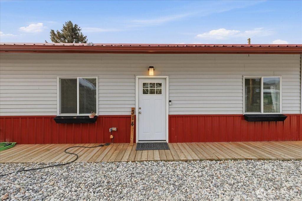 Photo of 314 Orchard Avenue, Elmer City, WA 99124 (MLS # 2472757)