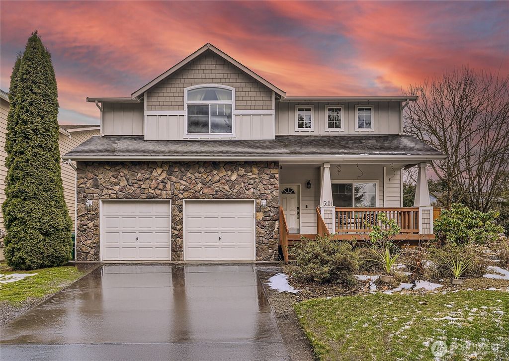 Photo of 5101 NE 8th Court, Renton, WA 98059 (MLS # 2331107)