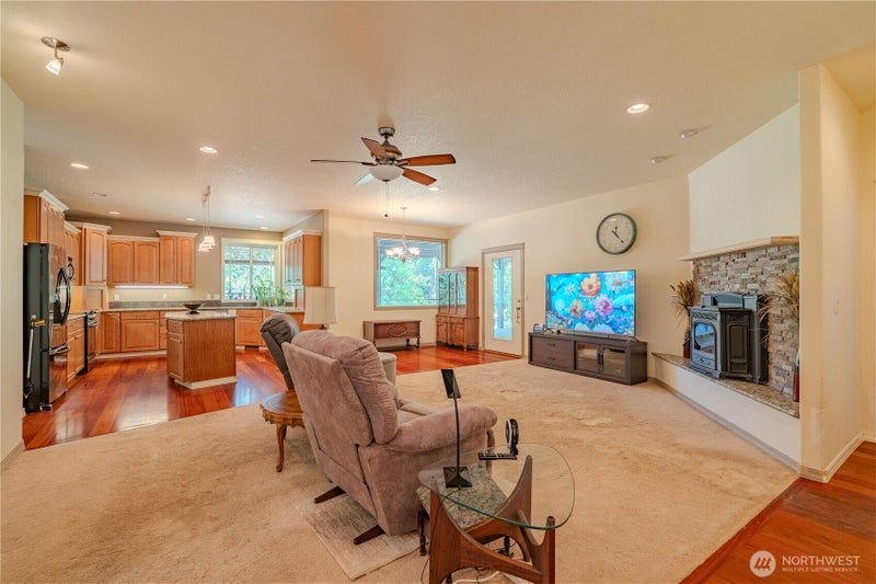 6012 NE Salmon Creek Street