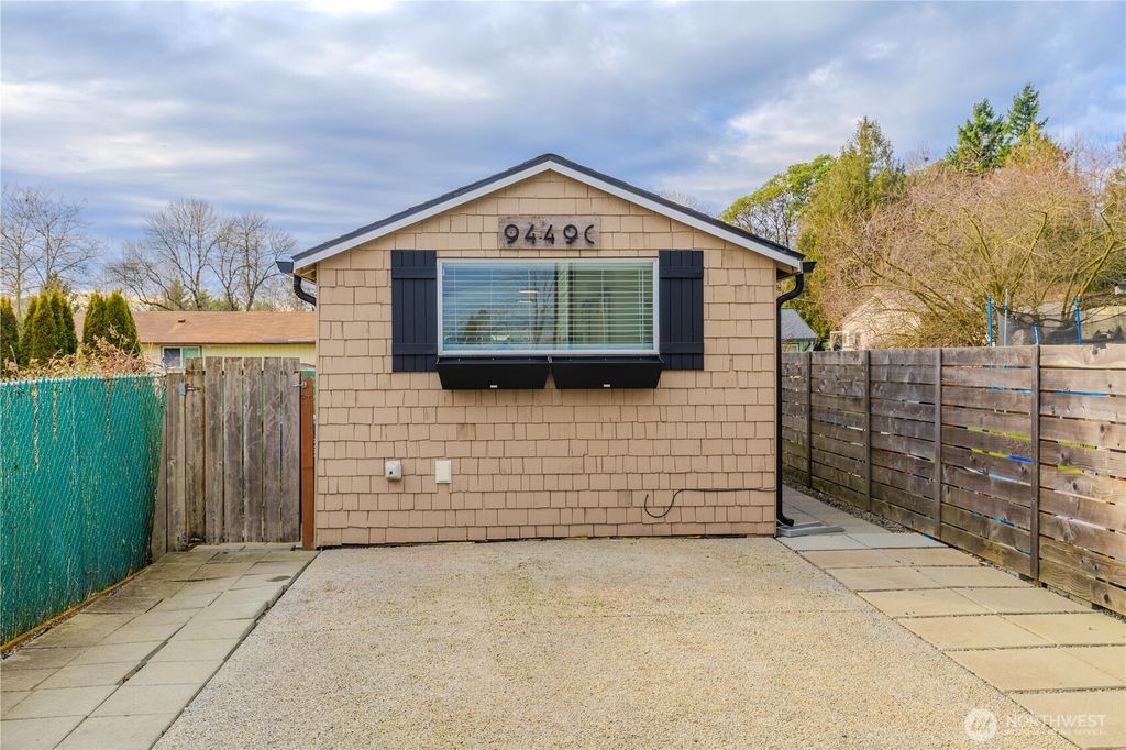 Photo of 9449 5th Avenue SW #C, Seattle, WA 98106 (MLS # 2472693)