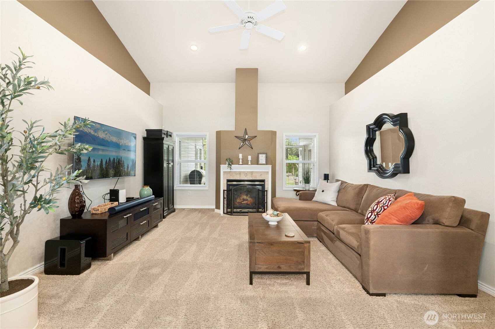400 Cessna Court E