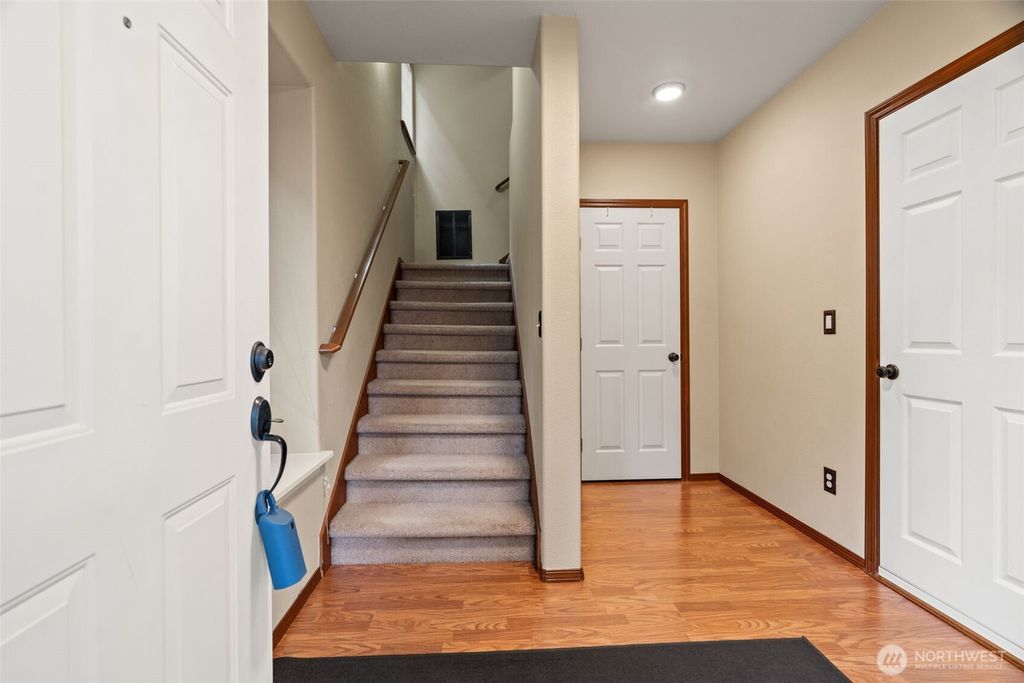 Photo of 11805 12th Avenue W, Everett, WA 98204 (MLS # 2433294)
