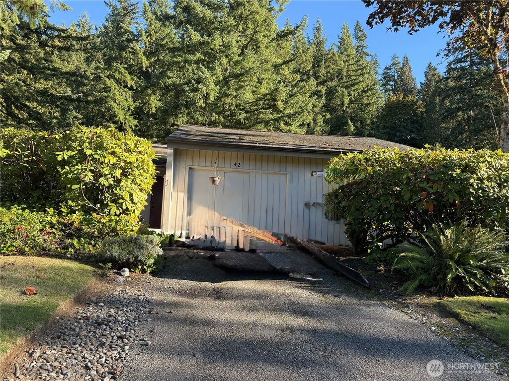 Photo of 1 Lake Louise Dr #42, Bellingham, WA 98229 (MLS # 2444666)