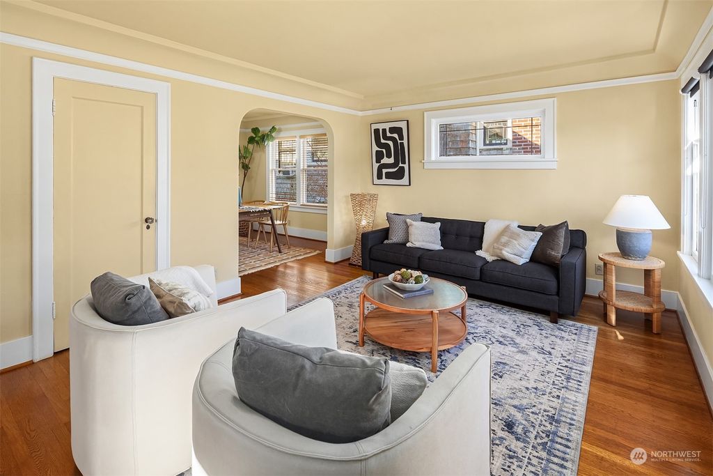 Photo of 6205 26th Avenue NE, Seattle, WA 98115 (MLS # 2321424)