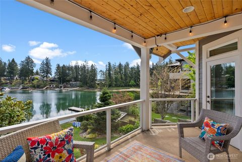 Photo of 257 3rd Avenue, Fox Island, WA 98333 (MLS # 2371884)