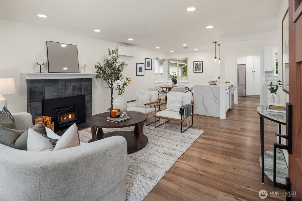 Photo of 6439 Marshall Avenue SW, Seattle, WA 98136 (MLS # 2523862)