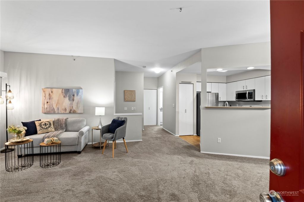 Photo of 15300 112th Avenue NE #C207, Bothell, WA 98011 (MLS # 2326700)