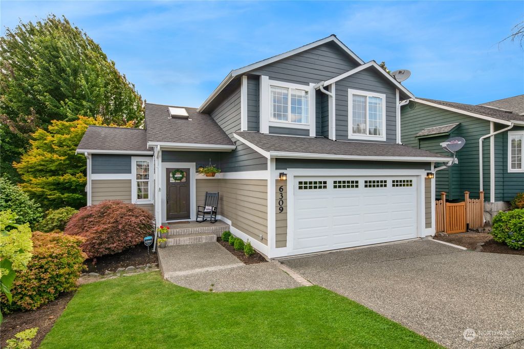 Photo of 6309 53rd Place NE, Marysville, WA 98270 (MLS # 2140968)