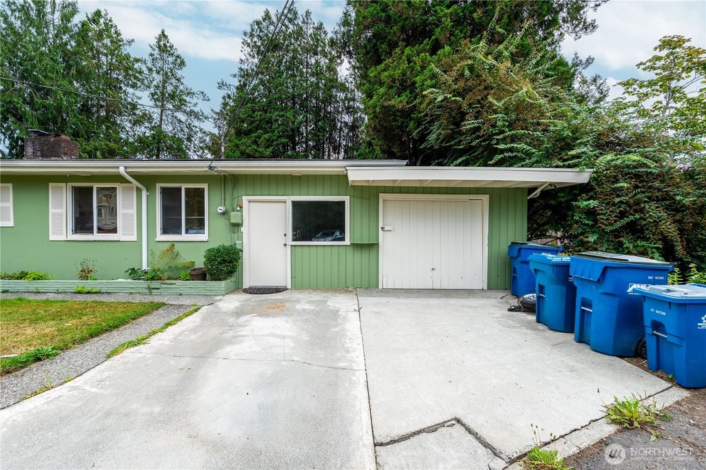 Photo of 648 Smith Street, Monroe, WA 98272 (MLS # 2575895)
