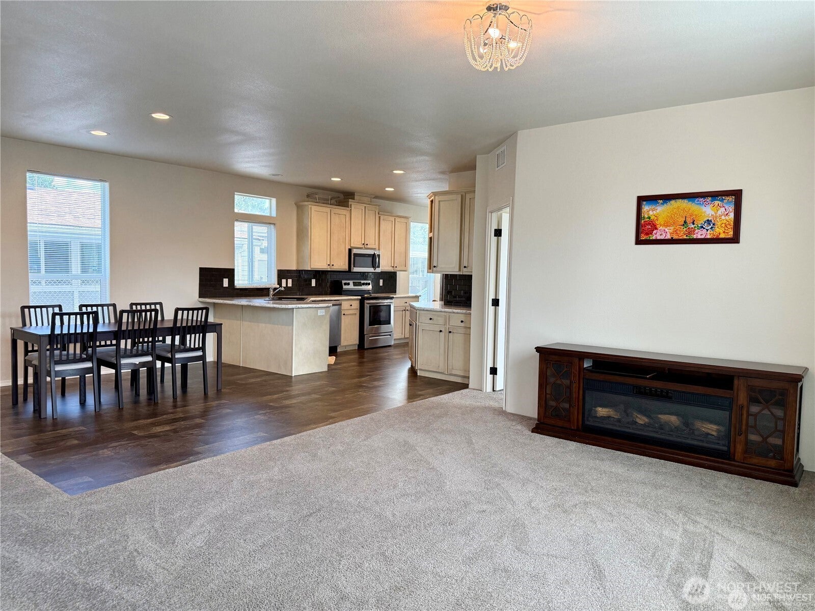 607 37th Street SE 99A