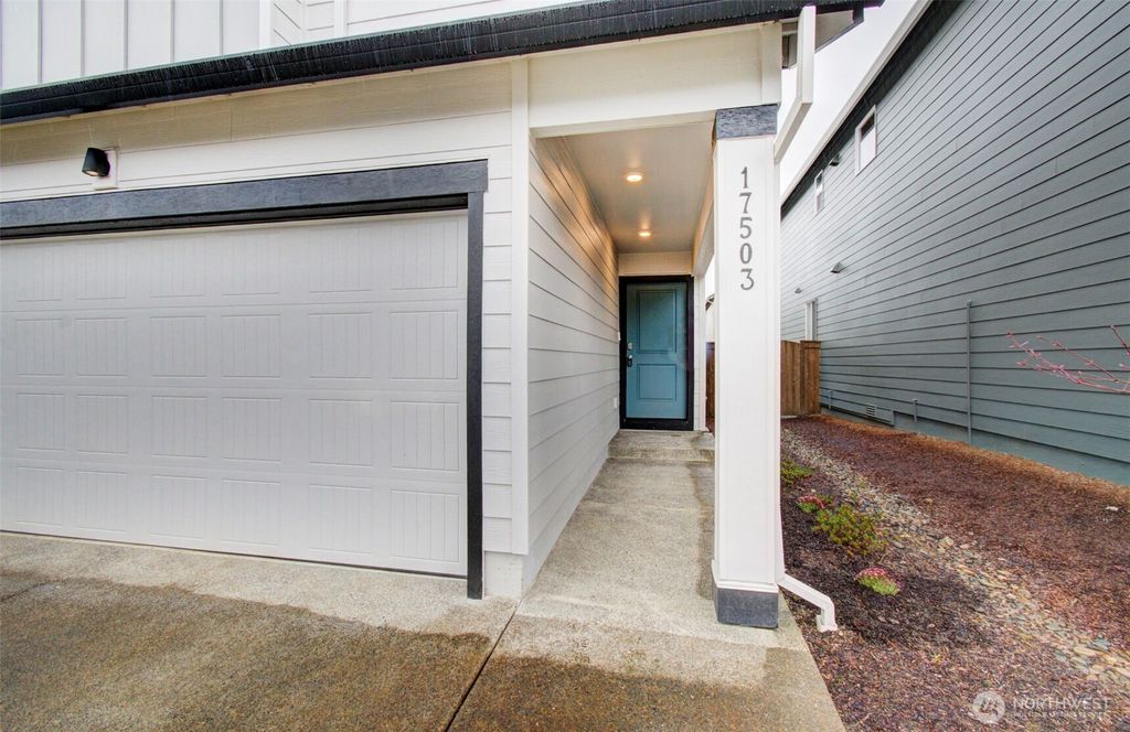 Photo of 17503 NW 10th Avenue, Ridgefield, WA 98642 (MLS # 2502245)