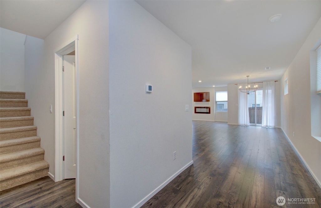 Photo of 17503 NW 10th Avenue, Ridgefield, WA 98642 (MLS # 2502245)