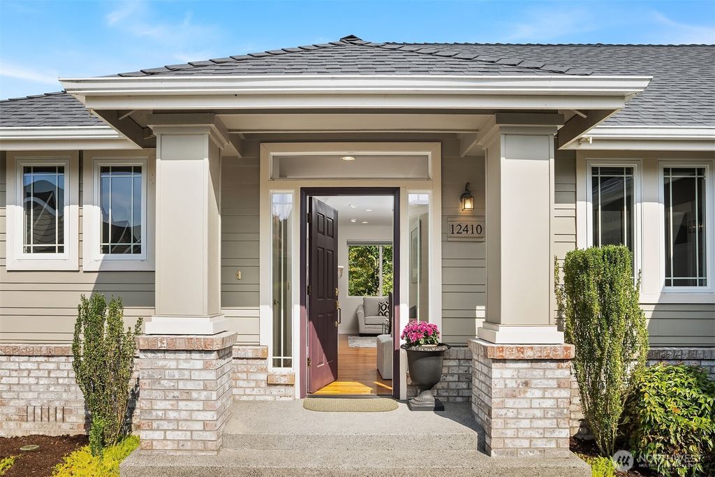 Photo of 12410 232nd Way NE, Redmond, WA 98053 (MLS # 2412224)
