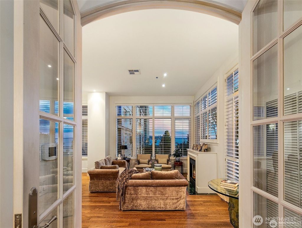 Photo of 2801 1st Avenue #113, Seattle, WA 98121 (MLS # 2417984)