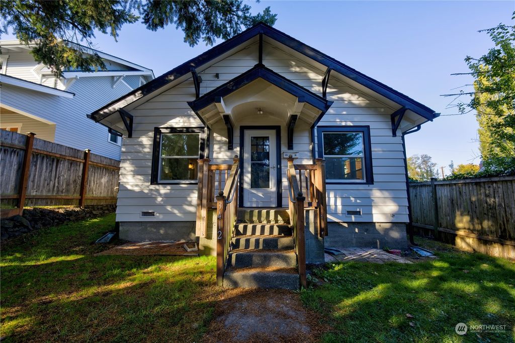 Photo of 3412 Nassau Street, Everett, WA 98201 (MLS # 2175795)