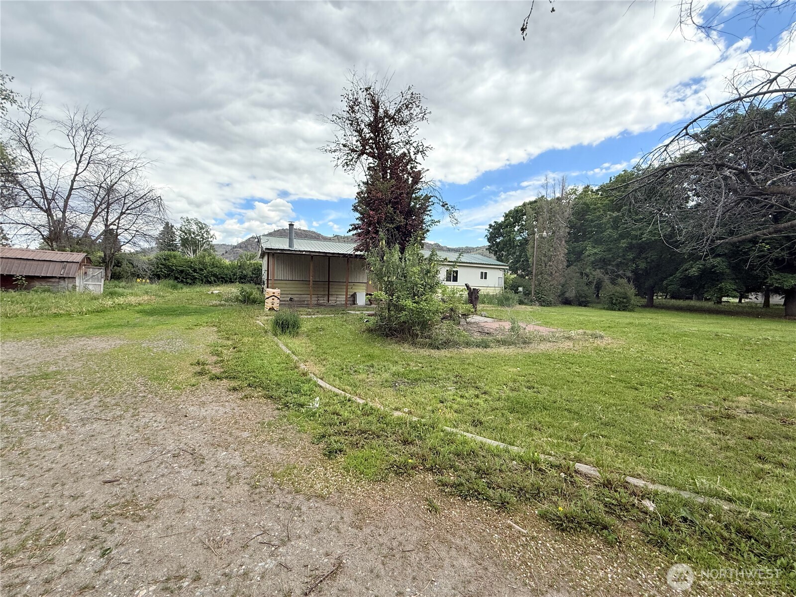 1485 Old Hwy 97
