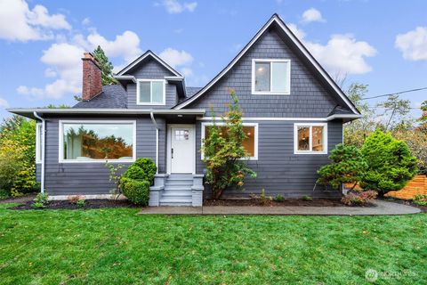 Photo of 10813 24th Avenue NE, Seattle, WA 98125 (MLS # 2453510)