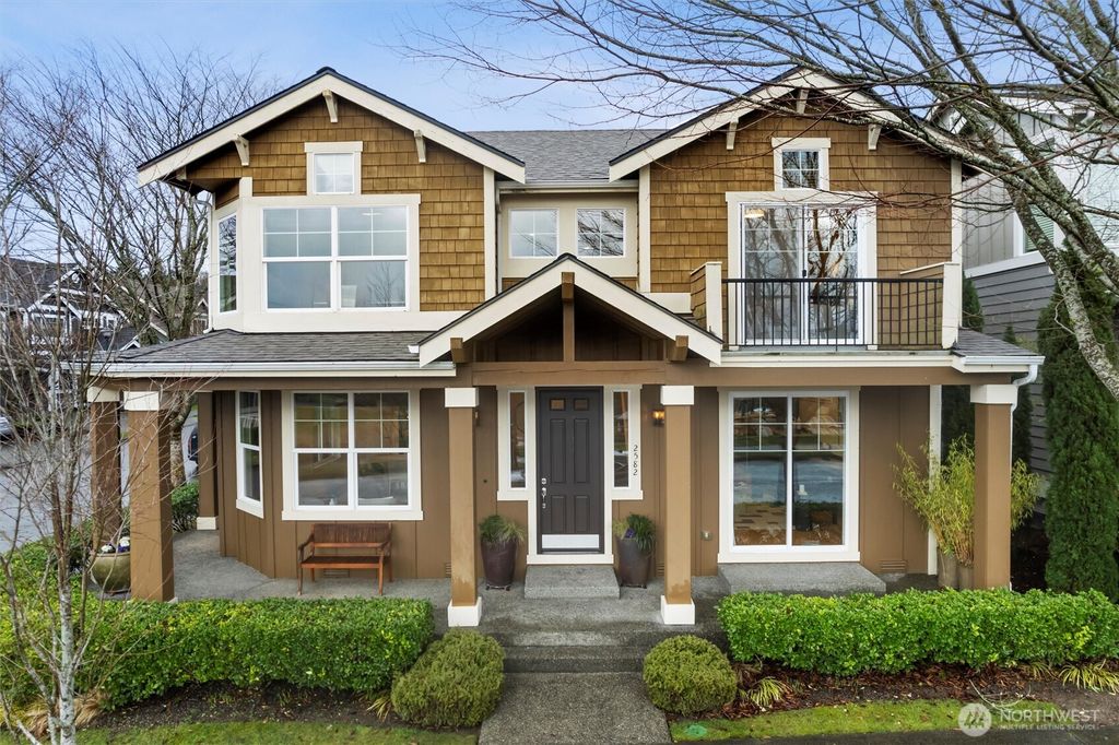 Photo of 2582 29th Avenue NE, Issaquah, WA 98029 (MLS # 2335648)