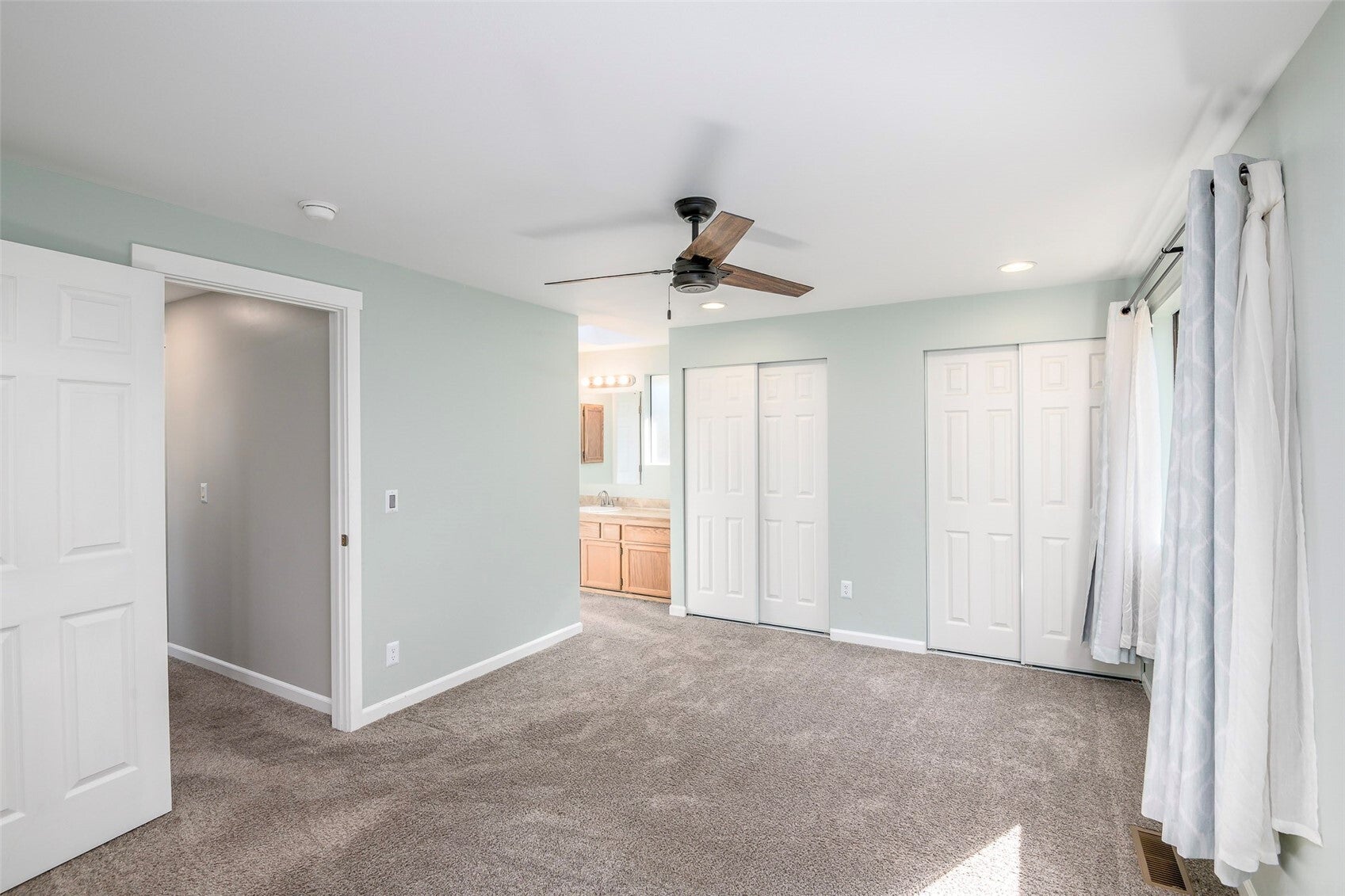 2723 SW 349th Place