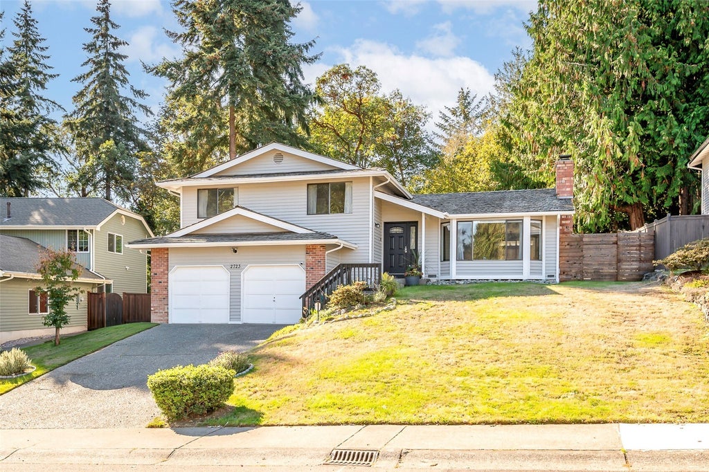 Photo of 2723 SW 349th Place, Federal Way, WA 98023 (MLS # 2593922)