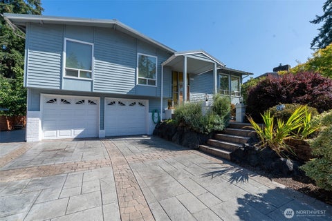 Photo of 14554 166th Place SE, Renton, WA 98059 (MLS # 2574762)