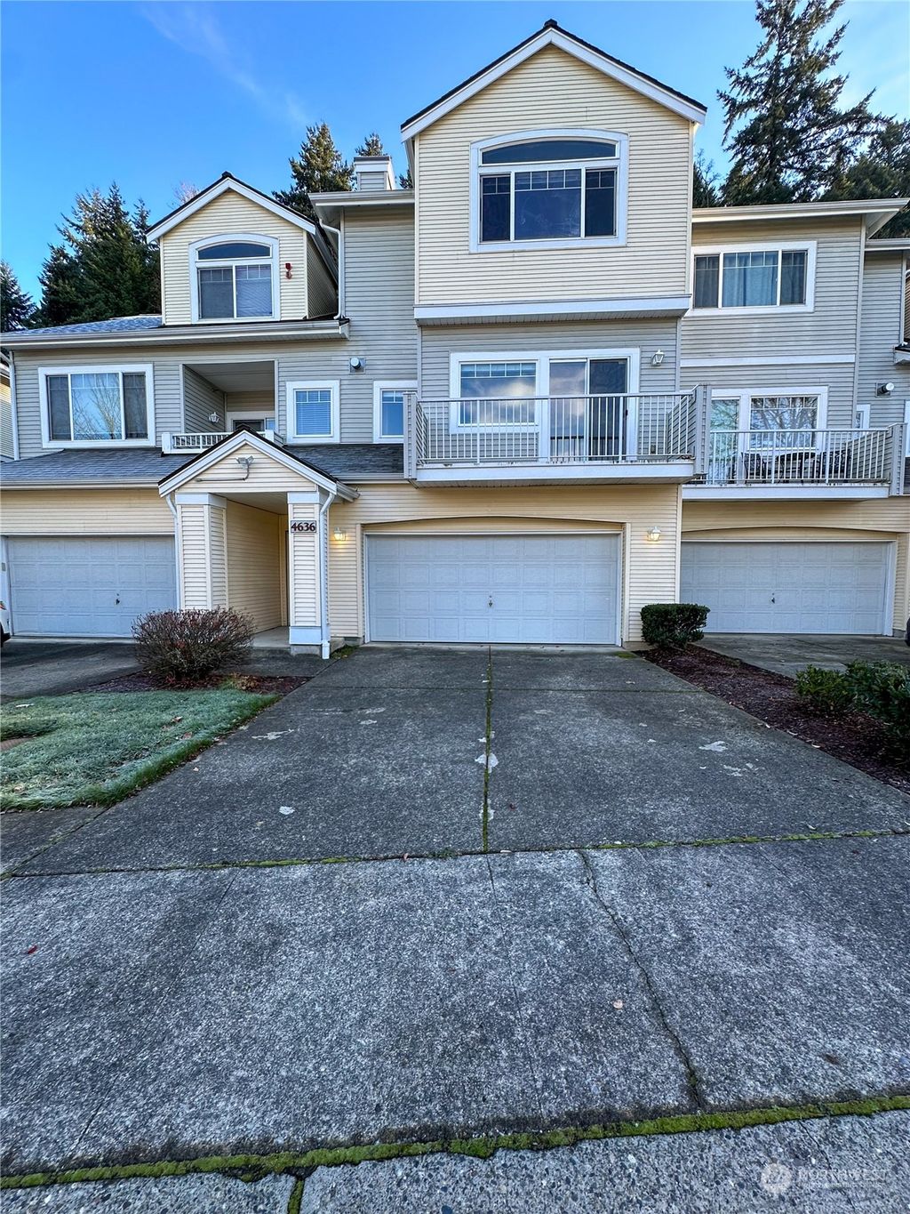 Photo of 4636 Morris Ave S Ave, Renton, WA 98055 (MLS # 2183678)