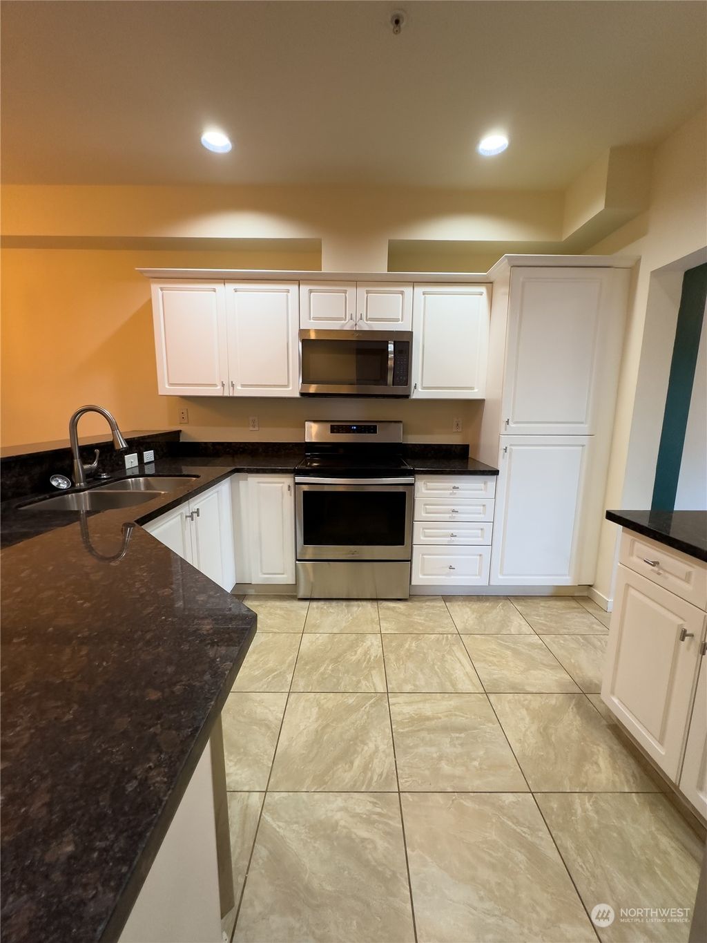 Photo of 4636 Morris Ave S Ave, Renton, WA 98055 (MLS # 2183678)