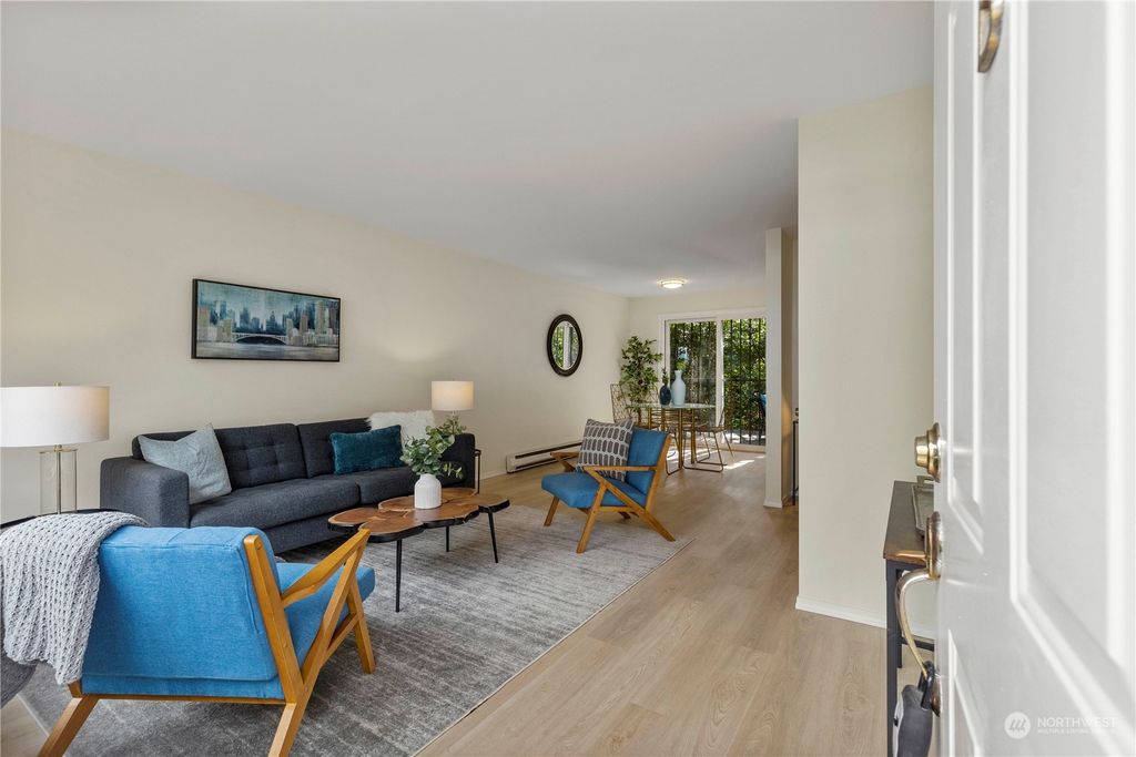 Photo of 3903 148th Avenue NE #B, Bellevue, WA 98007 (MLS # 2053036)