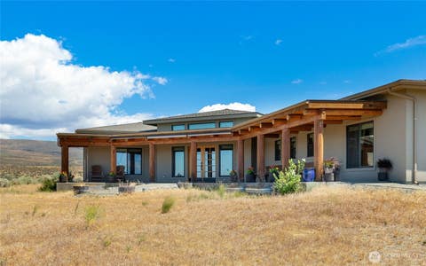 Photo of 2071 Sage Hill Drive, Ellensburg, WA 98926 (MLS # 2502722)