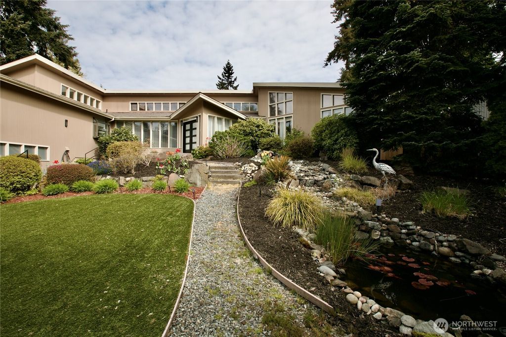 Photo of 5911 150th Place SW, Edmonds, WA 98026 (MLS # 2510058)