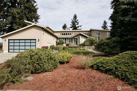 Photo of 5911 150th Place SW, Edmonds, WA 98026 (MLS # 2510058)