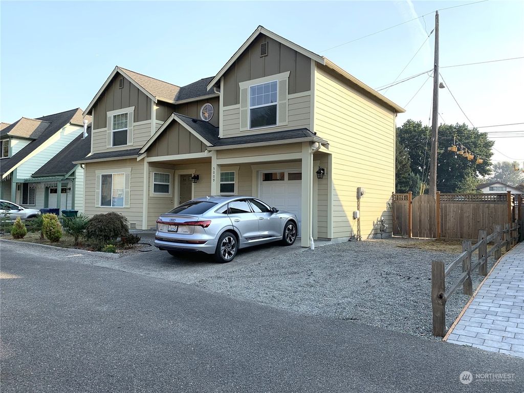 Photo of 5009 S 122nd Lane, Tukwila, WA 98178 (MLS # 2006111)