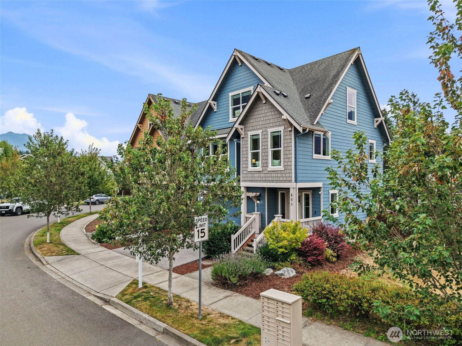 601 NE 2nd Street
