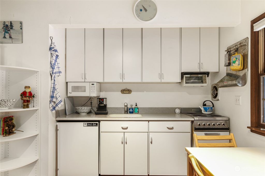 Photo of 17800 Alpental Access Road #1103, North Bend, WA 98068 (MLS # 2310529)