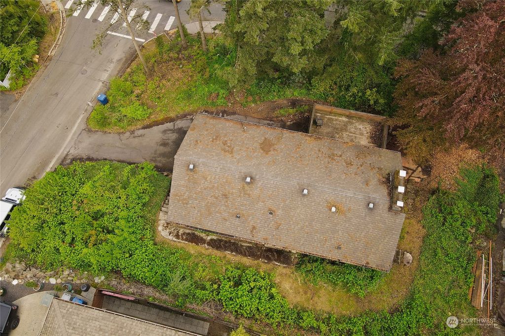 Photo of 10789 SE 3rd Street, Bellevue, WA 98004 (MLS # 2227828)