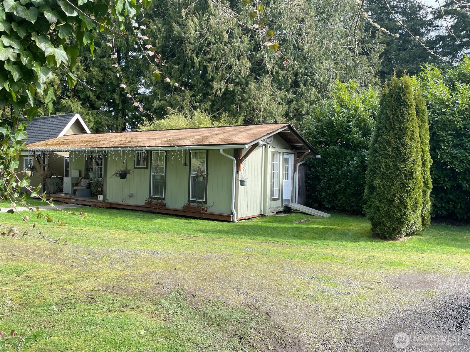 5514 22nd Avenue SE
