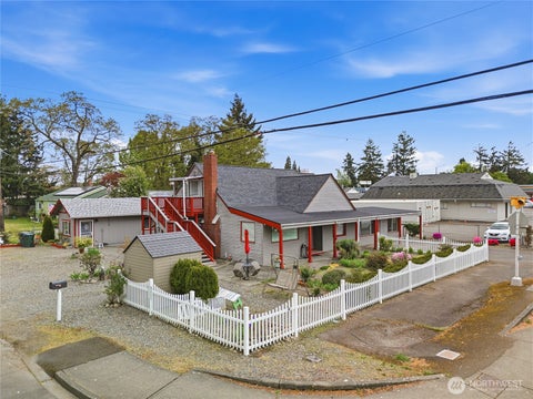Photo of 6323 100th Street SW, Lakewood, WA 98499 (MLS # 2570898)