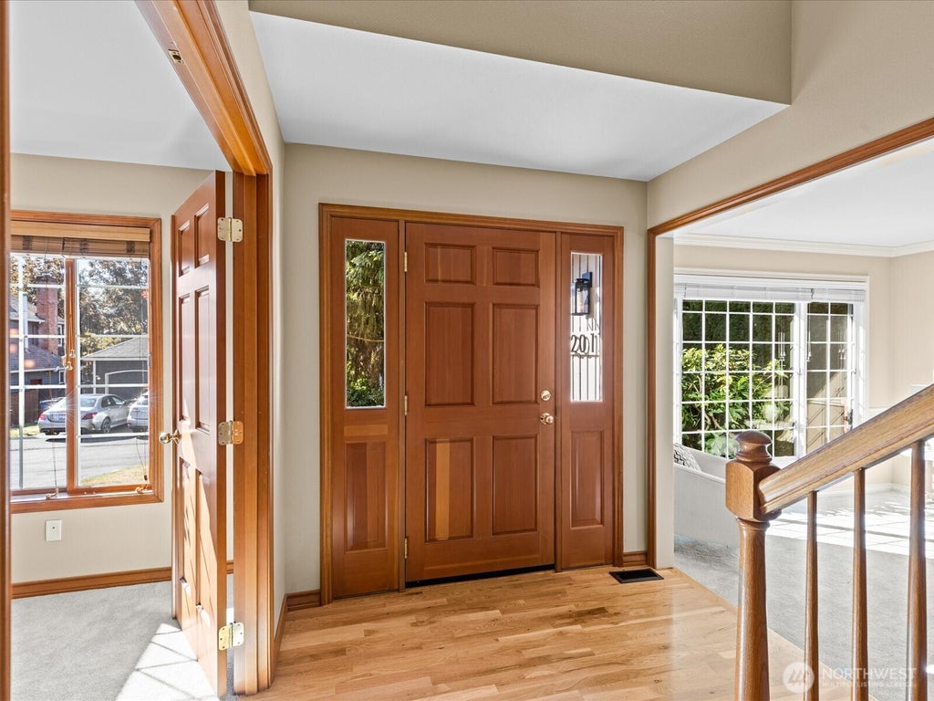 Photo of 12017 93rd Place NE, Kirkland, WA 98034 (MLS # 2582006)