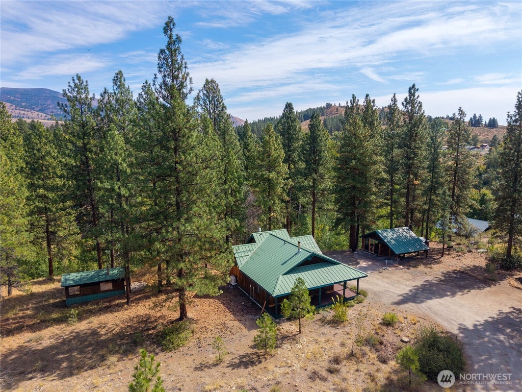 Photo of 28 Northcott Rd, Winthrop, WA 98862 (MLS # 2581389)
