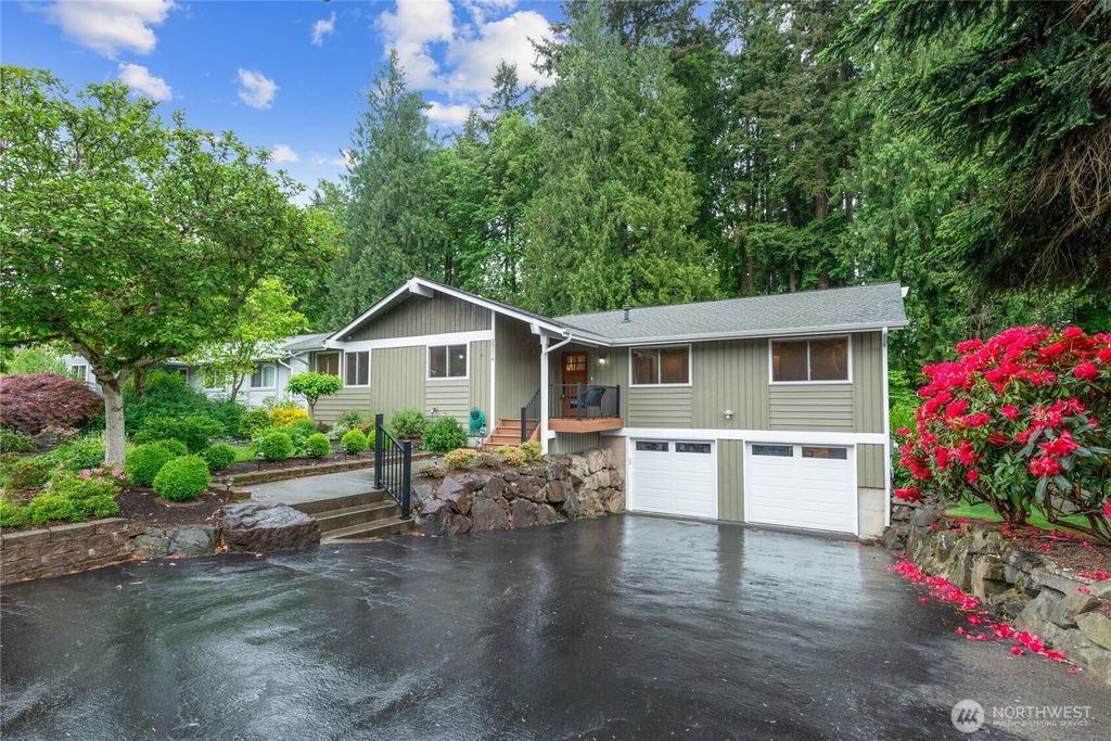 Photo of 20218 108th Avenue NE, Bothell, WA 98011 (MLS # 2520427)